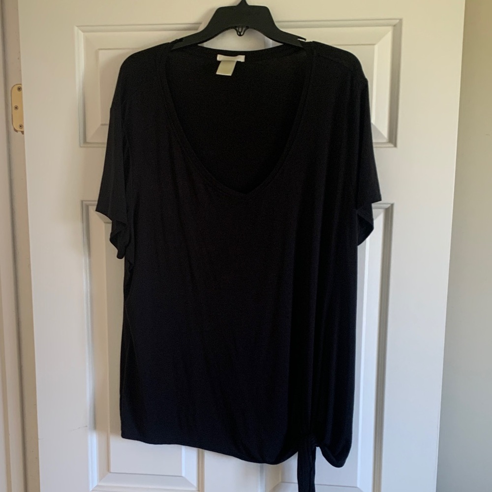 V neck side tie tee